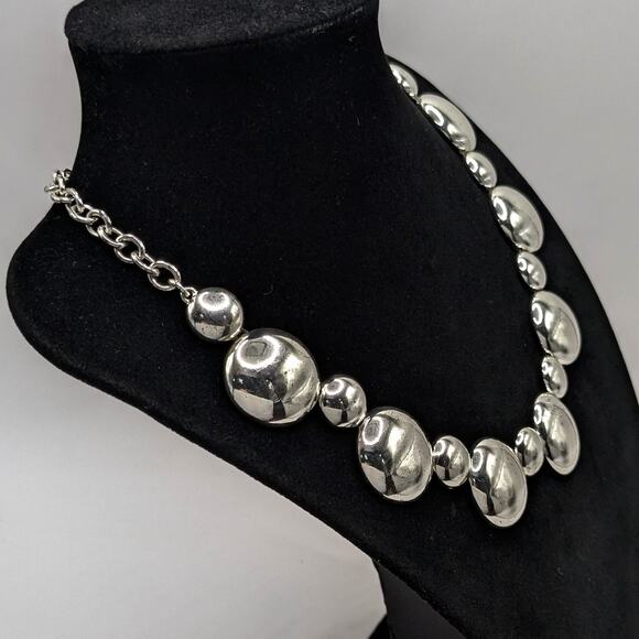 Liz Claiborne Silver Tone Shiny Mirrored Bubble Adjustable Choker Necklace - Picture 2 of 9